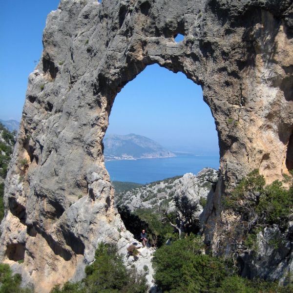 Atemberaubend und wild - Berg- und Kstenwanderung auf Sardinien