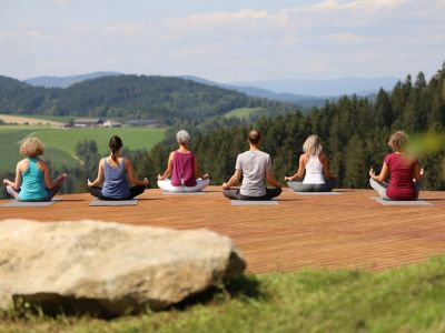 yoga urlaub auszeit muehlviertel altenfelden kleebauerhof sterreich
