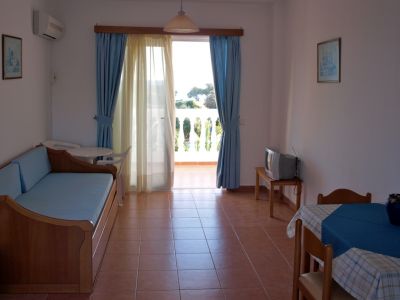 Appartement mit Schlafsofa im Eristos Beach Hotel