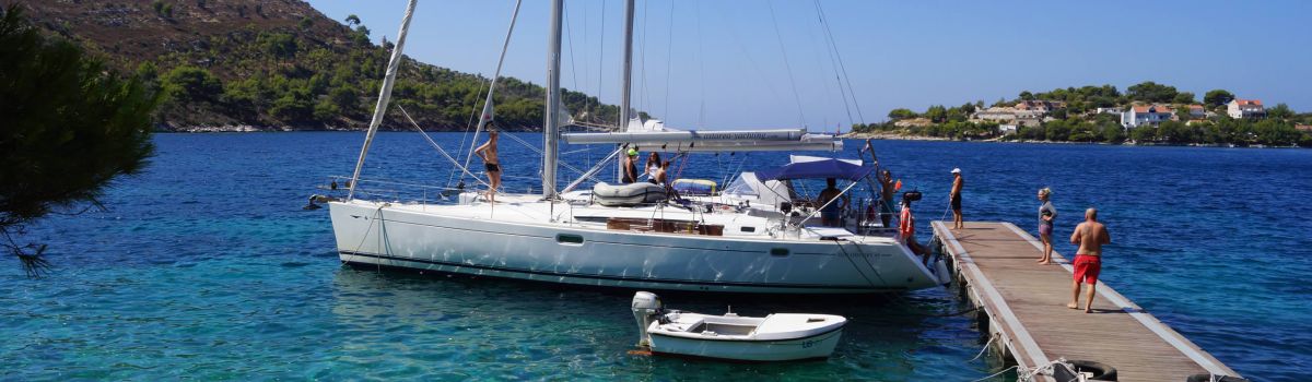 Segeltrn Familienurlaub in Dalmatien - Kroatien Bootssteg