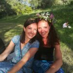 Norea (links im Foto) mit Tanja im Honigtal/Korfu