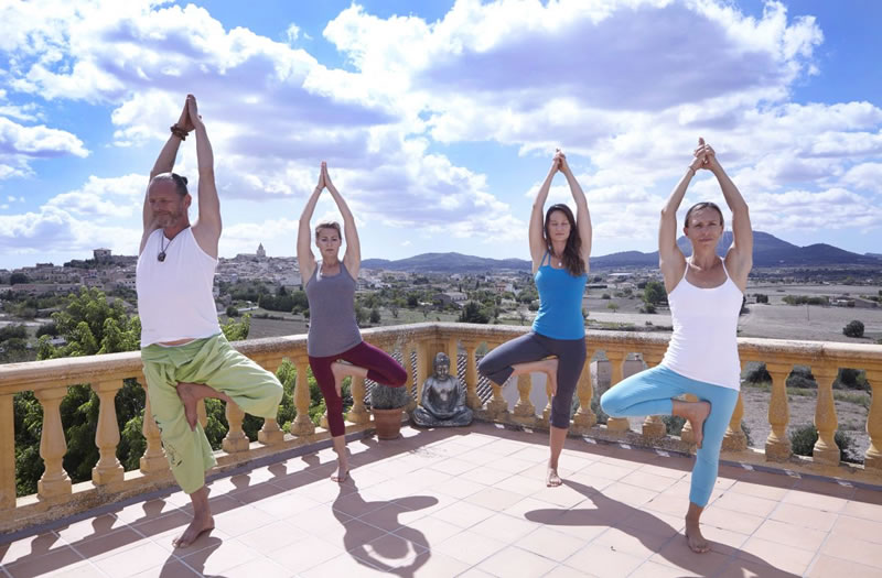 Yoga-auf-Mallorca-Yogi-auf-Finca