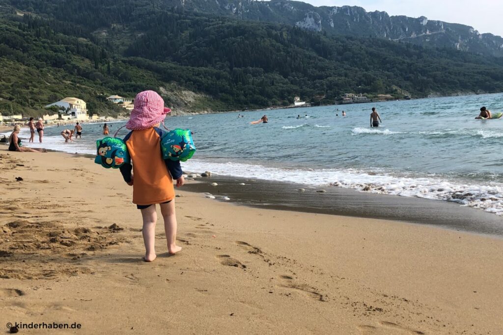 Familienurlaub am Strand des Honigtals auf Korfu