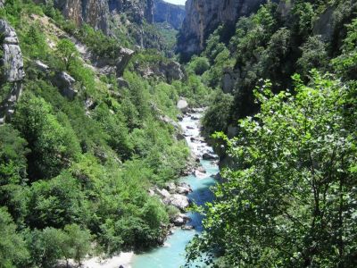 Der Fluss durch den Canyon