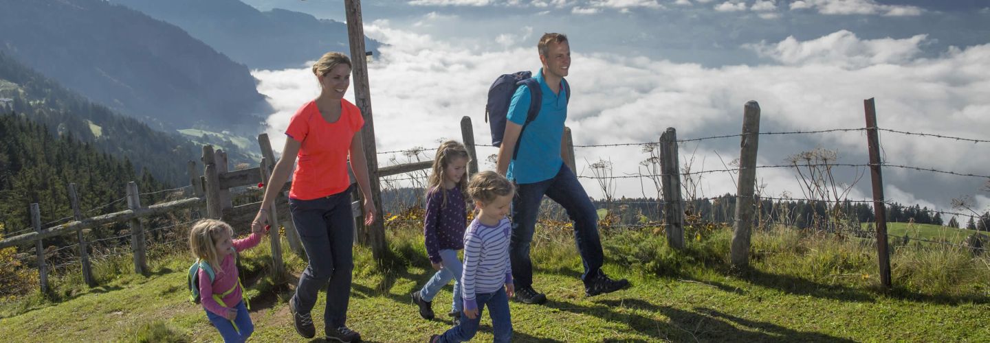 Wanderung mit Kindern in den Bergen