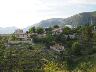 wandern inidviduell albanien dorf 