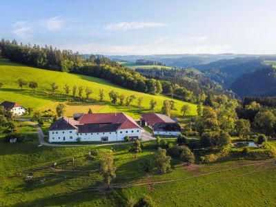 yoga wandern winter alleinreisend sterreich