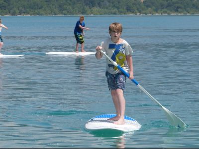 standup paddling frankreich see teenager aktiv sein sport camp