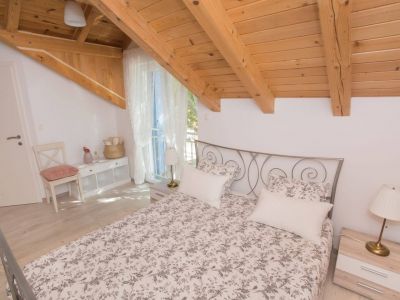 schlafzimmer im ferienappartement in dalmatien