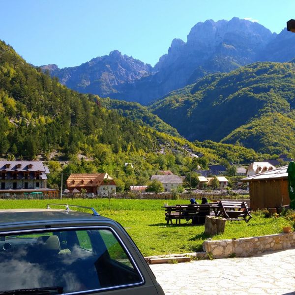 Bergwandern in den Albanischen Alpen 