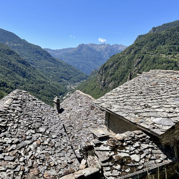 Bergwandern ohne Gepäck im Valle del Lys - Aostatal