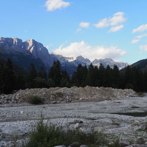 Bergwandern in den Albanischen Alpen 