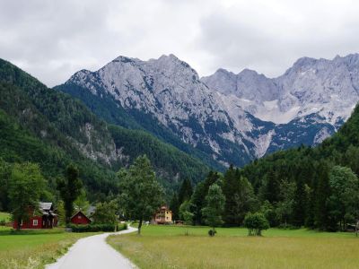 Bergdorf Jezersko in den Steiner Alpen Karawanken Slowenien 