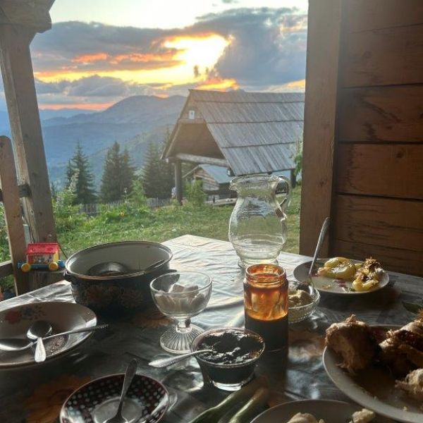 Wandern ohne Gepck in Montenegro: von Alm zu Alm im Nationalpark Bjelasica/Mokra Gebirge 