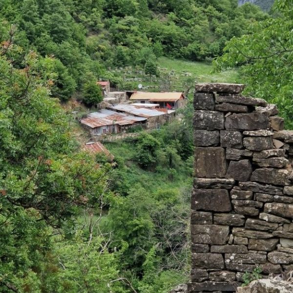Wandern im verborgenen Zagoria-Tal in Albaniens S�den