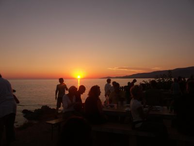 Abendessen im Sonnenuntergang