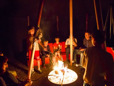 Familiencamp Lagerfeuer Urlaub Bayern 