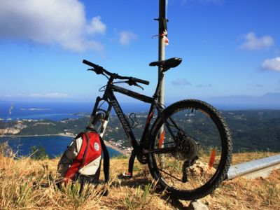 Mountainbike auf Korfu, Kommen Sie ins Honigtal