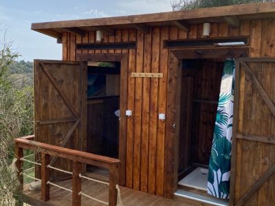Dusche und WC fr das Glampingzelt Korfu