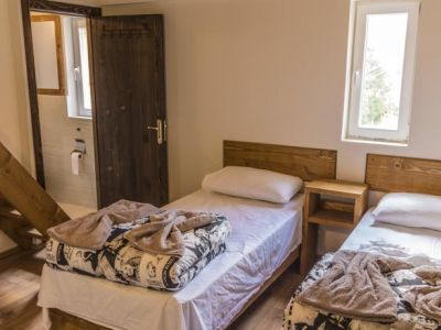 Wanderurlaub Albanien Hotel Zimmer Theth