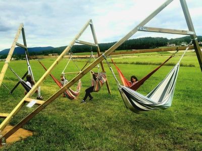 Urlaub Familie Gruppe aktiv sein abenteuer camping