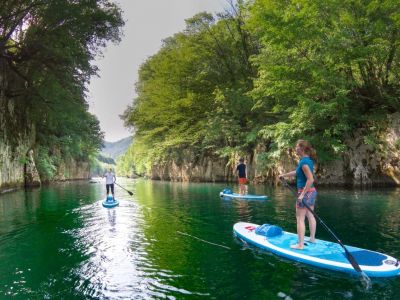 slowenien familienurlaub teenager selbstfahrertour most na soci stand up paddling