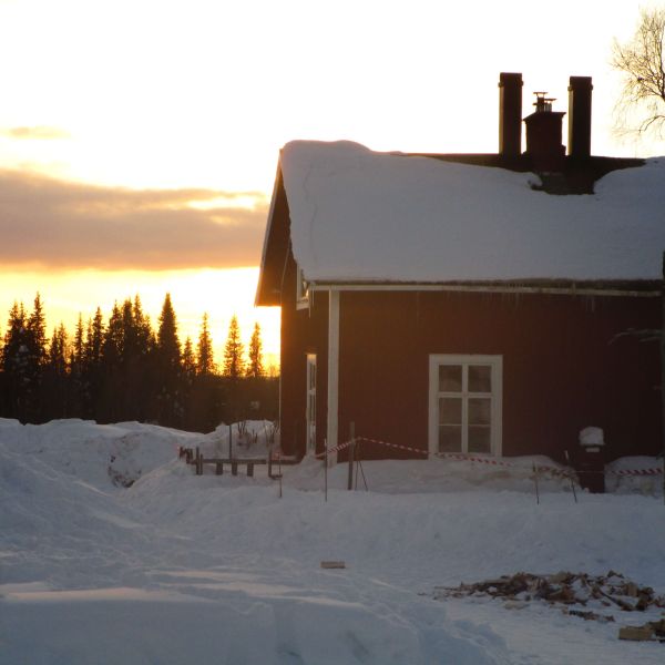 Familienurlaub in Schwedens Lappland - Winterabenteuer am Polarkreis