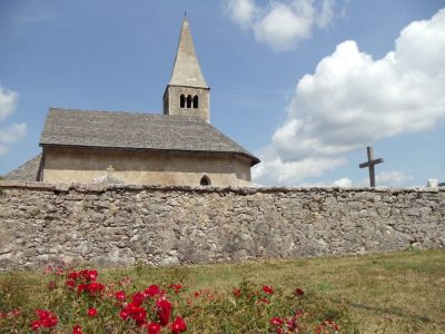 Kirchlein zwischen Meran und  Riva del Garda