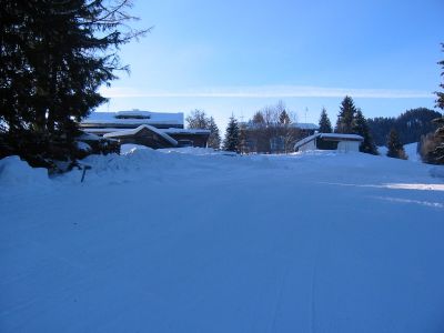 Unser Haus liegt direkt an der Piste.