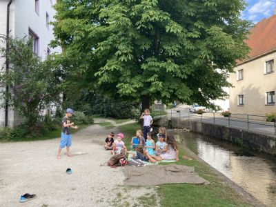 Kinderprogramm im Dorf Eschenbach in Franken