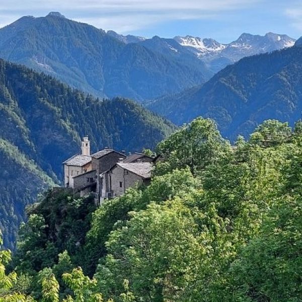 Piemont Valle Maira: Wandern ohne Gep�ck f�r Genie�er