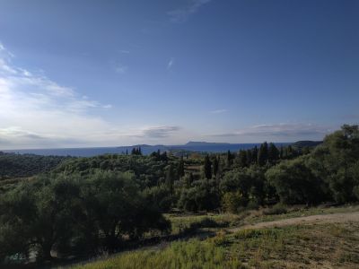 Aussicht Hügellandschaft Korfu bei Wanderung