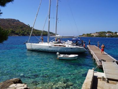 Segeln mit Kindern in Dalmatien Kroatien Steg