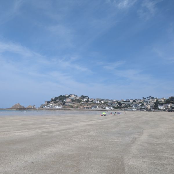 Frankreich, Bretagne: Urlaub im Familiencamp am Atlantik 