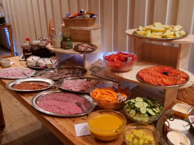 Buffet Frhstck Winterurlaub Schweden Familienreise