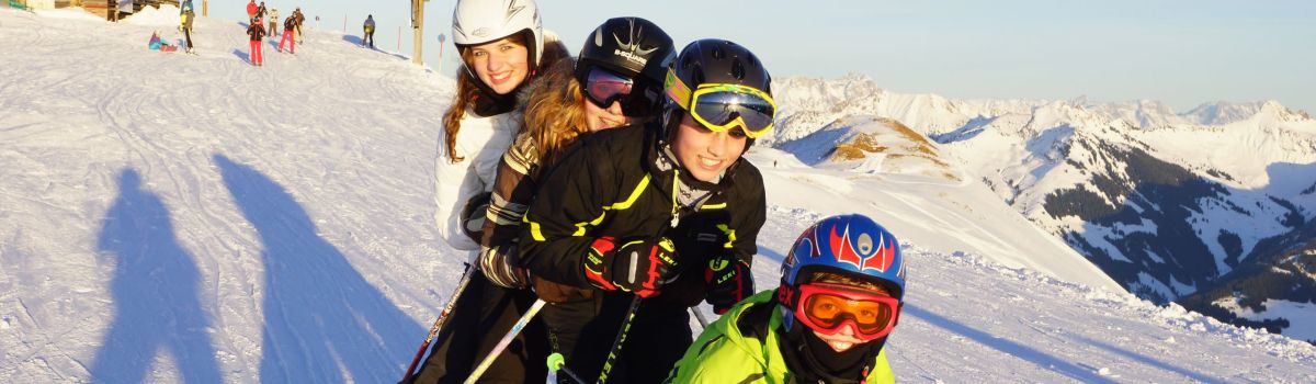 Ski Urlaub Österreich Tirol Familie
