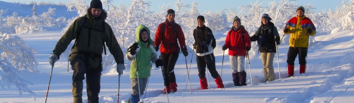 Gruppe Schneeschuhwandern Idrefjll