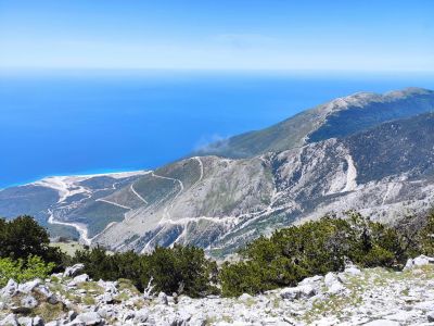 trekking albanien süden landschaft und meer