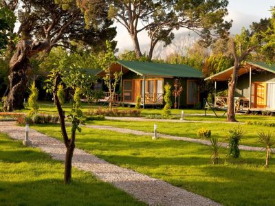 Trkei Bungalow Urlaub am Meer Cirali Garten