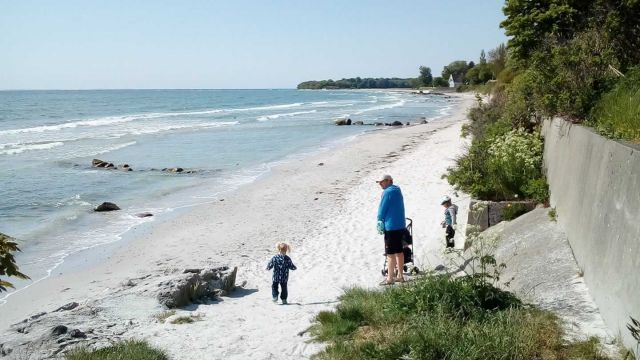sommerurlaub ostsee strand mit der familie