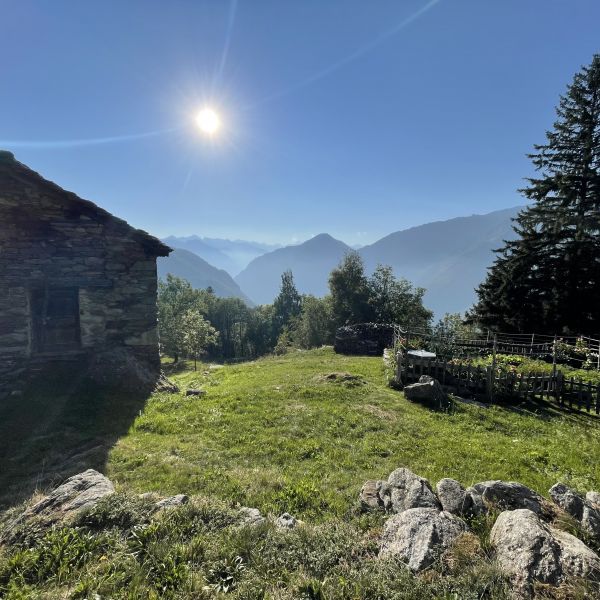 Bergwandern ohne Gepck im Valle del Lys - Aostatal