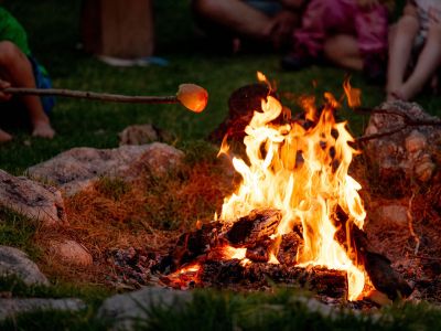 beliebter programmpunkt lagerfeuer familienurlaub korfu