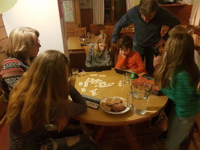 spieleabend familienurlaub tirolgruppe