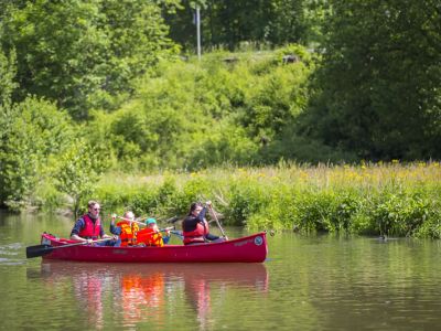 klettern familie camping urlaub franken aktiv paddeln fluss kanu landschaft